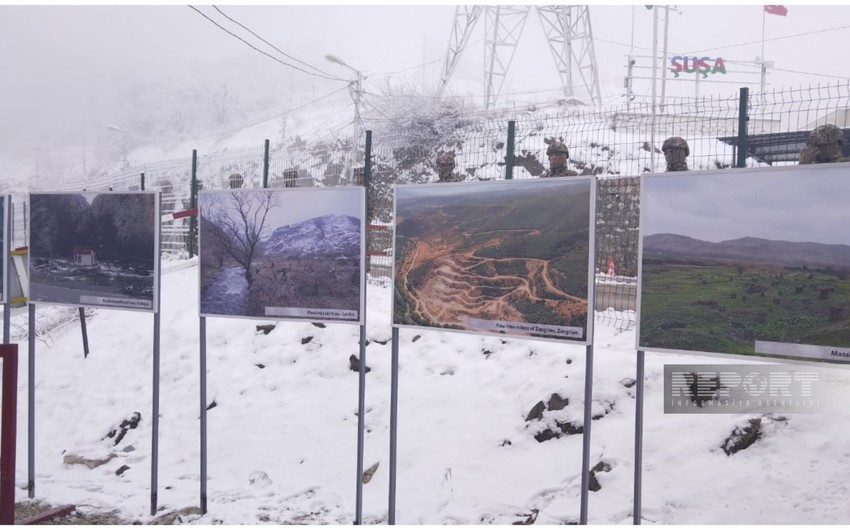 Xankəndi-Laçın yolunda erməni vandalizimini əks etdirən plakatlar dəmir dirəklərlə yerə bərkidilib - YENİLƏNİB