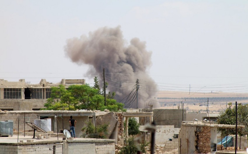 Suriyanın İdlib əyalətində məktəb bombalanıb, 17 nəfər yaralanıb