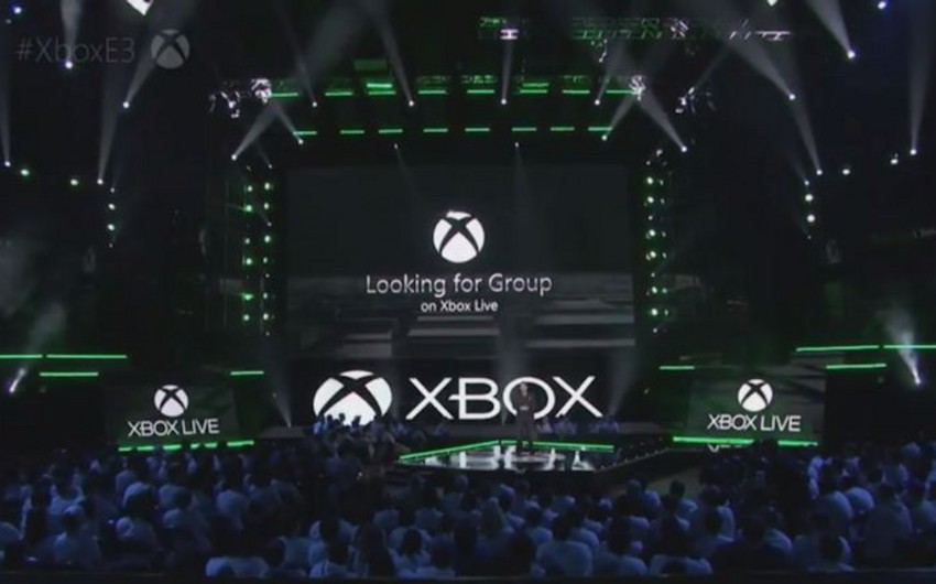 Microsoft yeni oyun konsolunu təqdim edib
