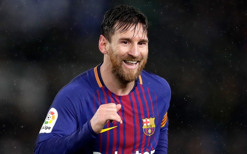Messi peşəkar karyerasında 900-cü matçına çıxıb