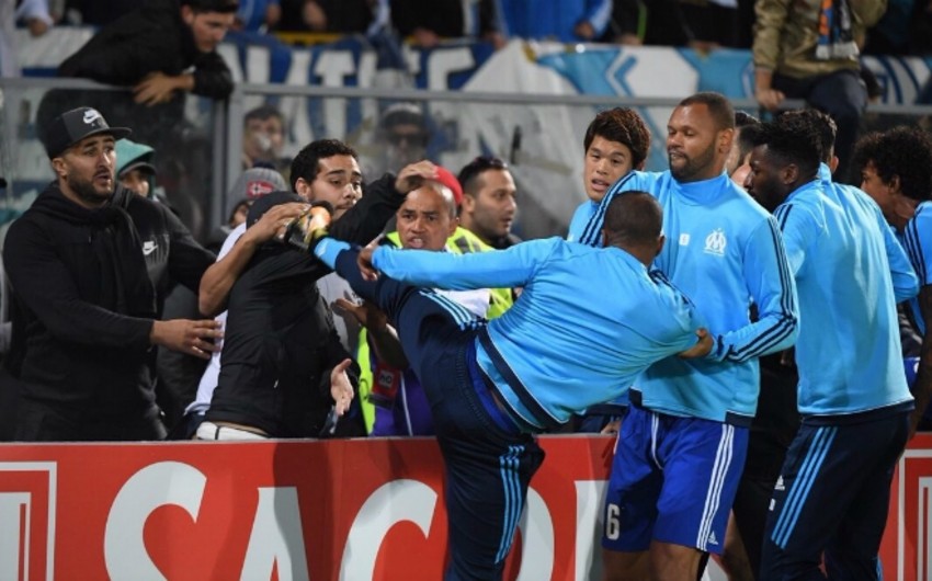 Evra kicked Marseille’s fan and sent off before game- VIDEO