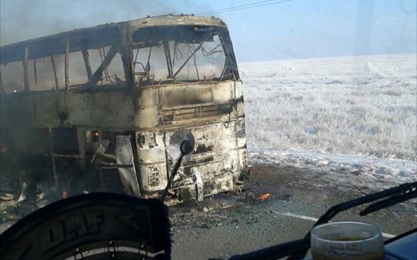 В Казахстане в автобусе сгорели более 50 человек - ВИДЕО