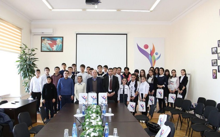 Кельбаджарские школьники посетили Бакинский международный центр мультикультурализма