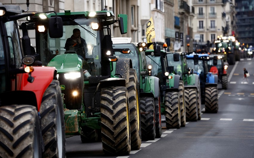 Из-за протестов французских фермеров ущерб в коммуне Ажен составил 400 тыс. евро