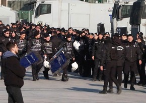 В Стамбуле усилены меры безопасности перед зданием суда, где допрашивался Экрем Имамоглу