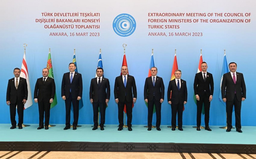 Azerbaijani, Turkish FMs meet in Ankara