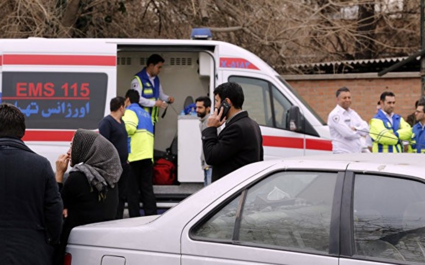 Число пострадавших в результате землетрясения в Иране возросло до 634 - ФОТО - ВИДЕО - ОБНОВЛЕНО - 4