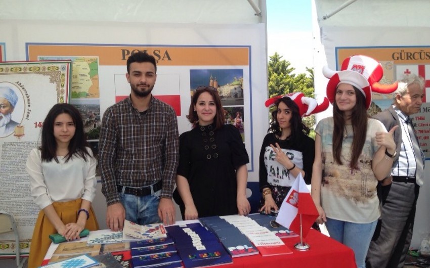 Polşa səfirliyi Gənclik Bayramı və Multikulturalizm” adlı festivalda iştirak edib
