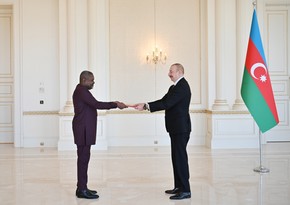 Ilham Aliyev accepts credentials of incoming ambassador of Angola