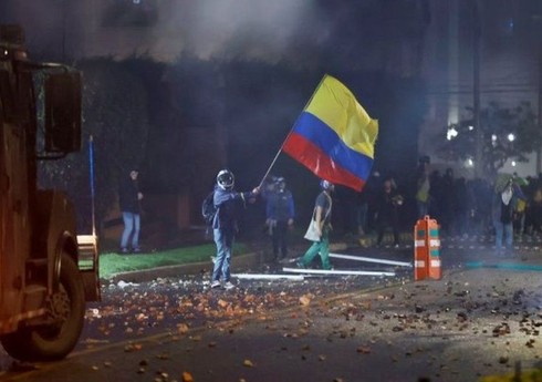 В столице Колумбии за сутки протестов ранены более 90 человек