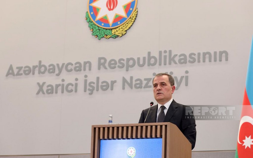 Глава МИД: Азербайджан установил ППП на Лачынской дороге согласно Конституции