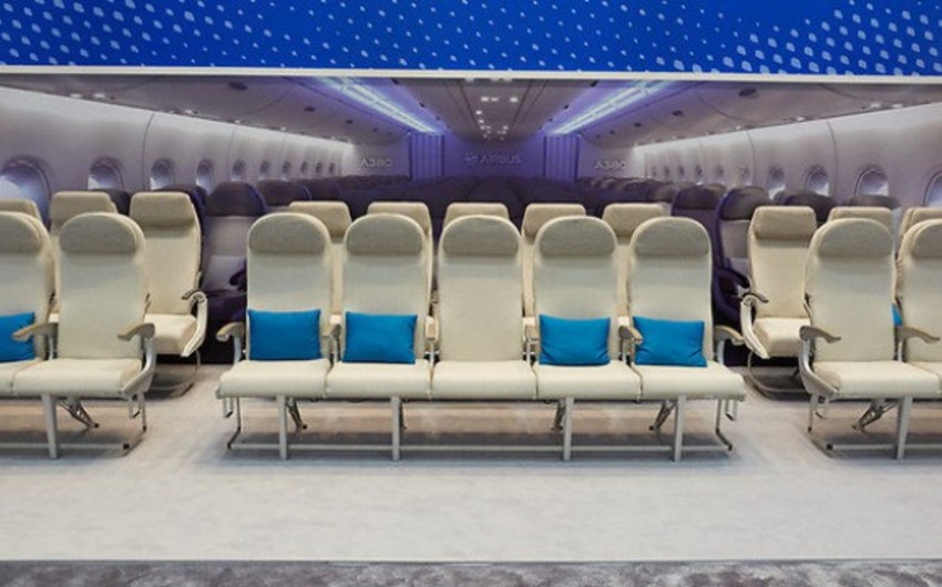 “Airbus 380” təyyarəsinin yeni “ekonom-klass” salonu nümayiş olunub