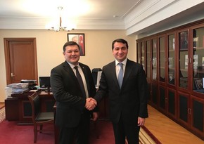 Hikmet Hajiyev, Kazakh Vice Minister discuss cooperation issues 