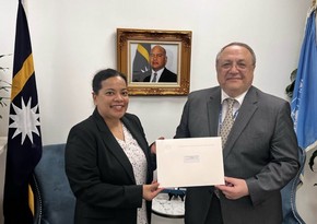 Yashar Aliyev presents invitation letter to COP29 addressed to President of Nauru