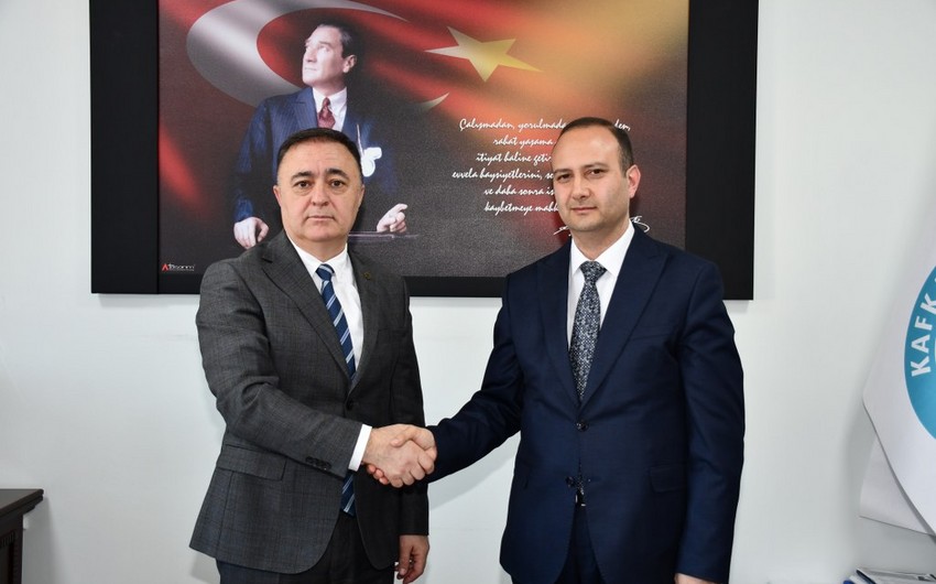 Azərbaycan İlahiyyat İnstitutu ilə Qars Qafqaz Universiteti arasında memorandumun müddəti uzadılıb