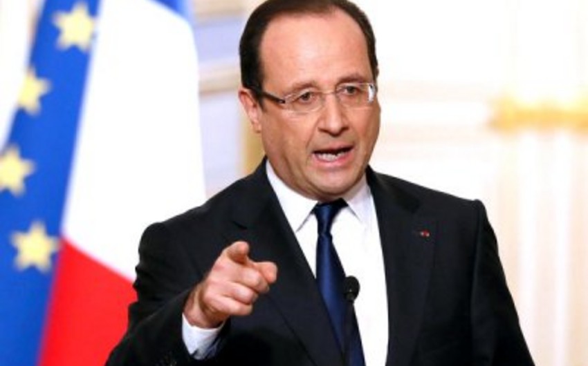 ​Fransa prezidenti ilk dəfə Haitiyə səfər edib