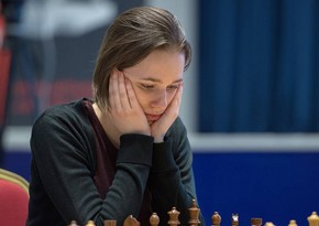 Ukraynalı dünya çempionu Rusiyanın FIDE-dən kənarlaşdırılmasına qarşı çıxıb