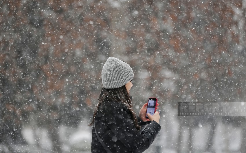 Snow in Baku - PHOTO REPORTAGE