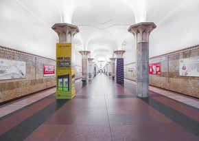 В Баку время работы трех станций метро продлят на час в день игры Карабаха 