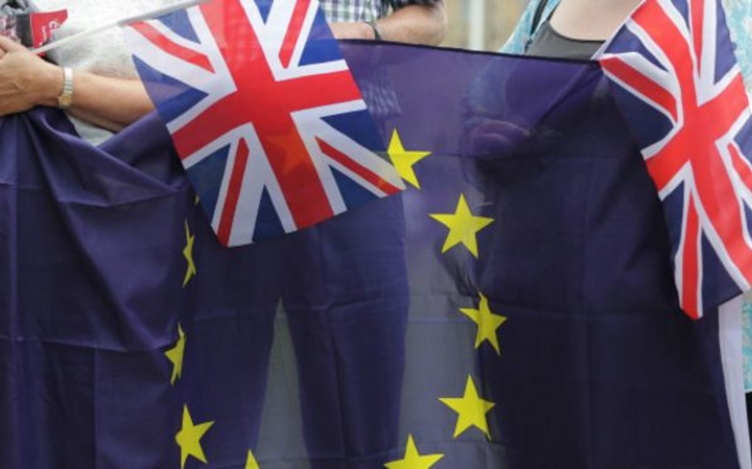 Опрос: 54% жителей ЕС выступают против выхода Великобритании из его состава