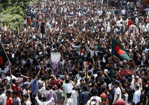 В Бангладеш за день в протестах погибли по меньшей мере 56 человек