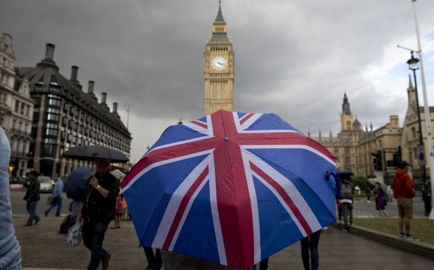 Три британских министра планируют в ближайшее время подать в отставку