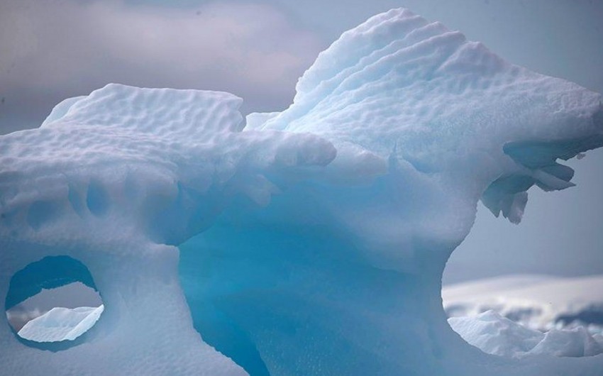 Начал разрушаться крупнейший в мире айсберг - ФОТО - ВИДЕО