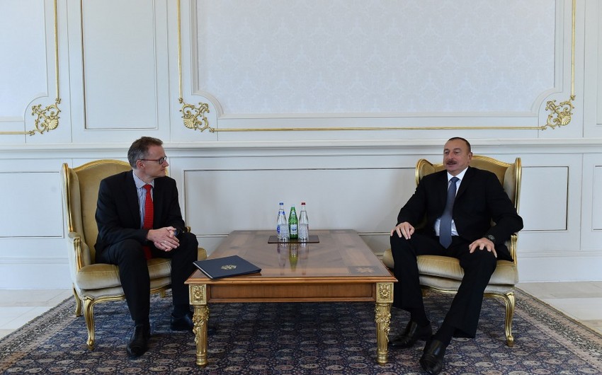 ​Президент Ильхам Алиев принял верительные грамоты новоназначенного посла Германии - ФОТО