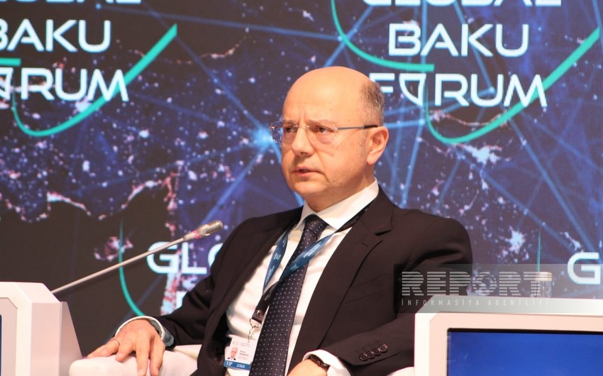 Minister: Azerbaijan trying to create new energy corridors