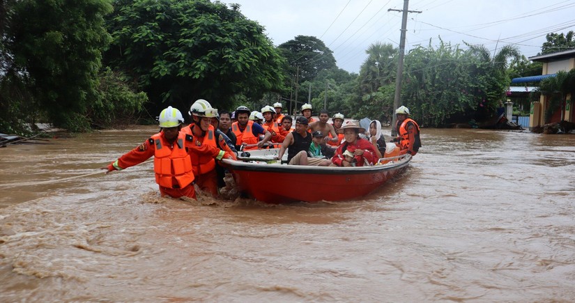 Myanmar's flood death toll nears 300