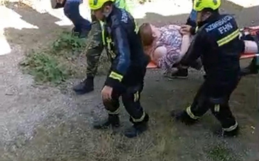 В Ярдымлы спасатели помогли женщине, застрявшей в горной местности