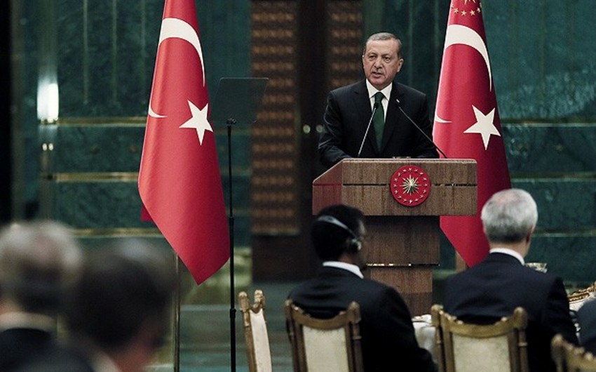Türkiyə prezidenti: Suriyadakı rejim İŞİD-i dəstəkləyərək, ondan öz xaqlına qarşı istifadə edir