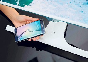 Samsung’s new monitor doubles as a wireless charger