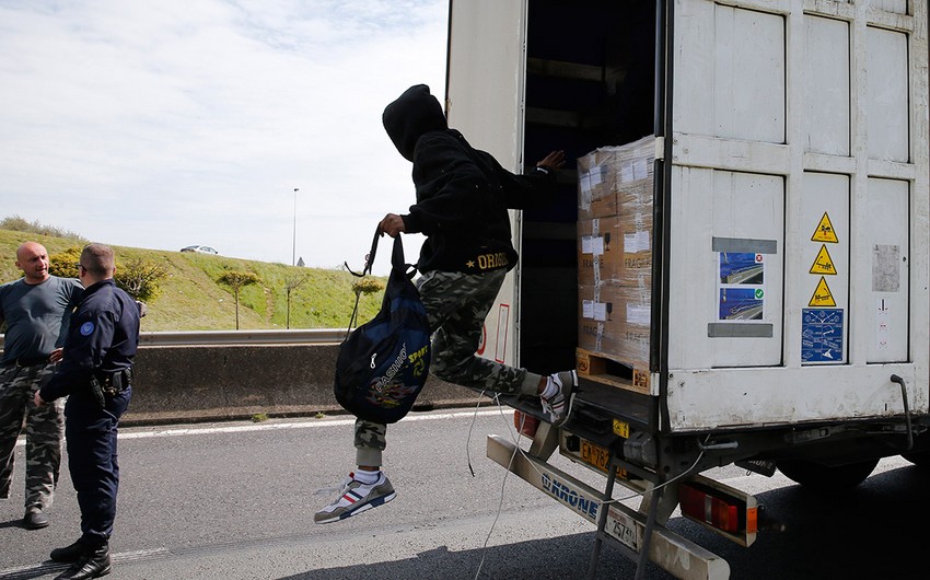 Smuggling of migrants into UK through Belgium suppressed