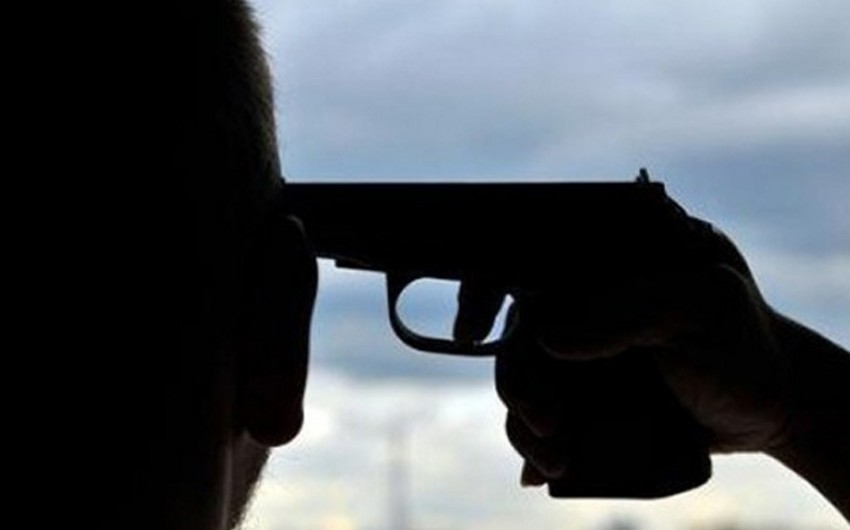 В Баку 82-летний мужчина застрелился, написав предсмертное письмо