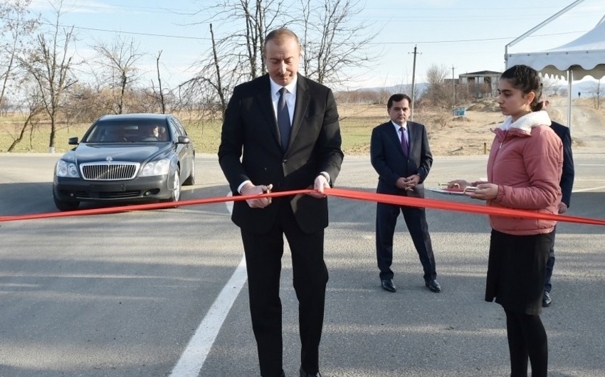 Президент Ильхам Алиев принял участие в открытии автомобильной дороги в Газахе - ФОТО