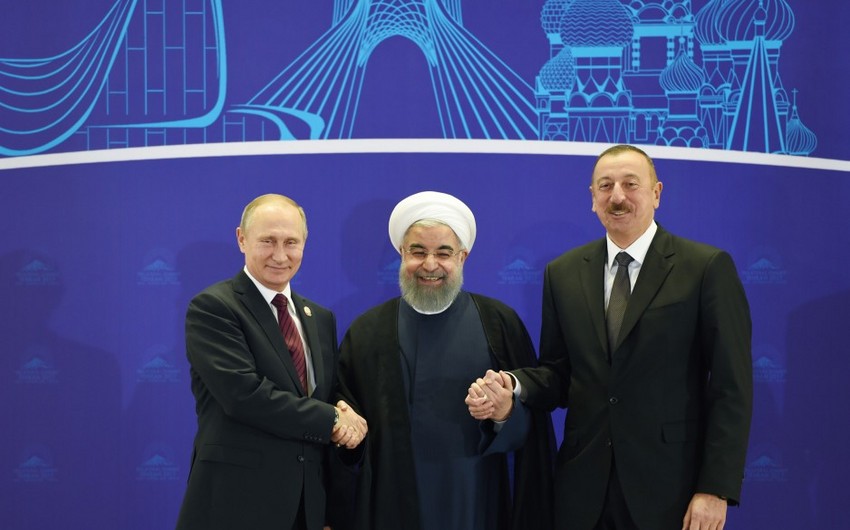 В Тегеране началась трехсторонняя встреча президентов Азербайджана, России и Ирана