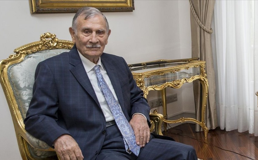 Скончался бывший премьер-министр Турции
