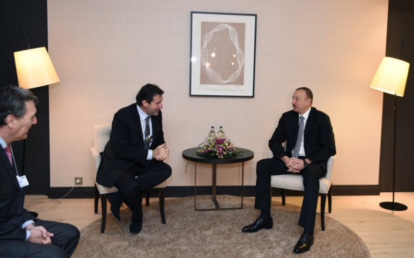 Prezident İlham Əliyev Davosda “Airbus Group International” şirkətinin direktoru ilə görüşüb