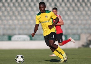 “Zirə” nigeriyalı futbolçunu transfer edir