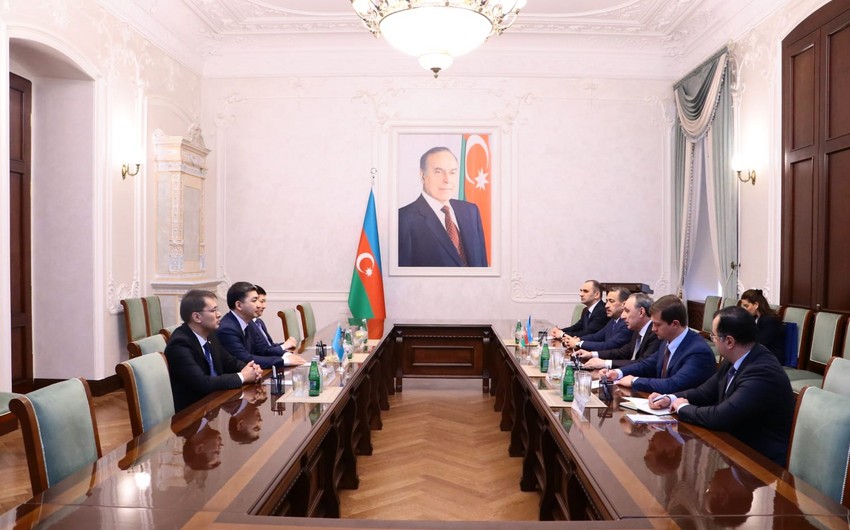 Kazakh deputy prosecutor general arrives in Azerbaijan