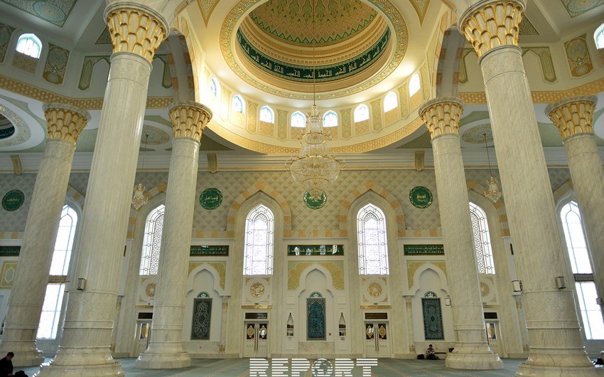 Самая крупная мечеть в Средней Азии