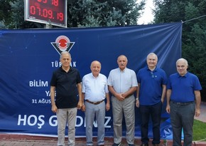 Soldan sağa: Professorlar İlham Əliyev, Rəfail Əlizadə, Məhəmməd Tağıyev, Azər Kərimov və Şahin Əmrahov