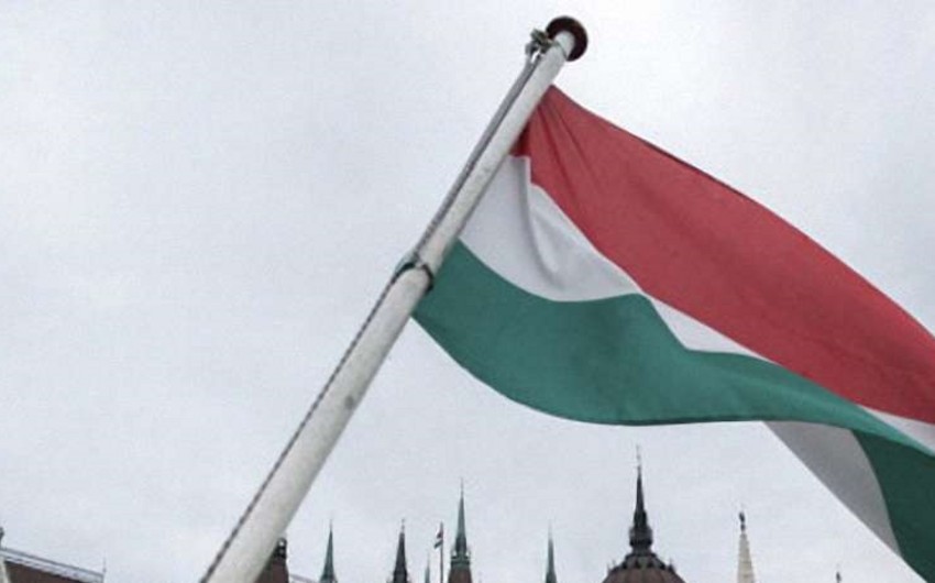 Hungary passes anti-graft law to avoid loss of EU funds