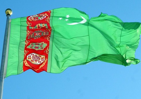 Туркменистан опроверг информацию о стягивании военной техники к границе
