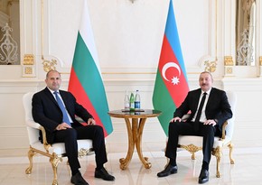 President Ilham Aliyev holds one-on-one meeting with President of Bulgaria