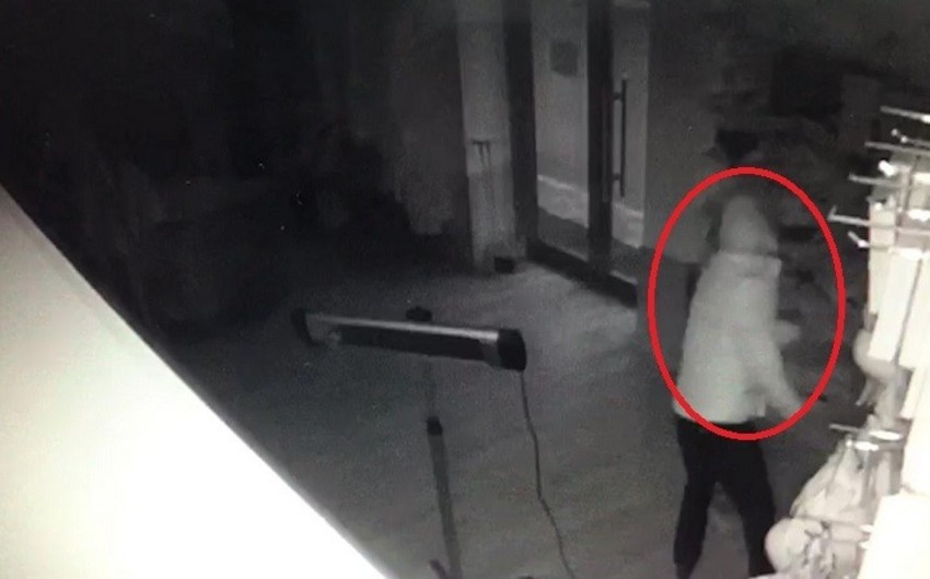 В Сумгайыте грабитель попал на камеру в магазине женского белья - ВИДЕО