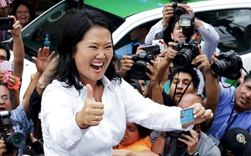 Peru election: Keiko Fujimori wins first round, early results say