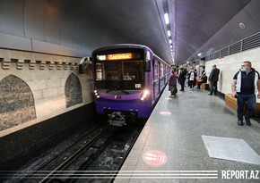 Dərslər başlayır - metro açılmalıdırmı?