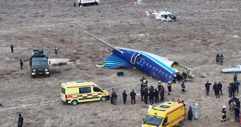 Who is responsible for downing of AZAL's Embraer?